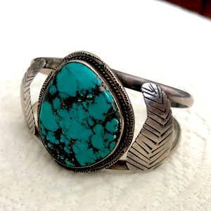 Native American turquoise bracelet